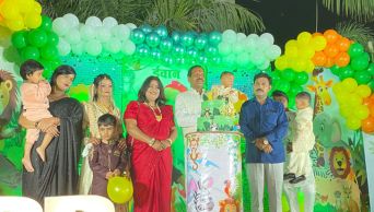  Theme Party